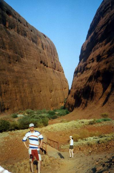 Track between Olgas walls.