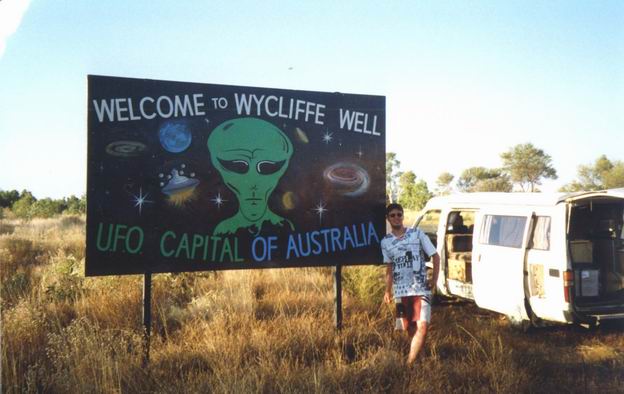 V hlavnom meste austrálskych UFO-nov.